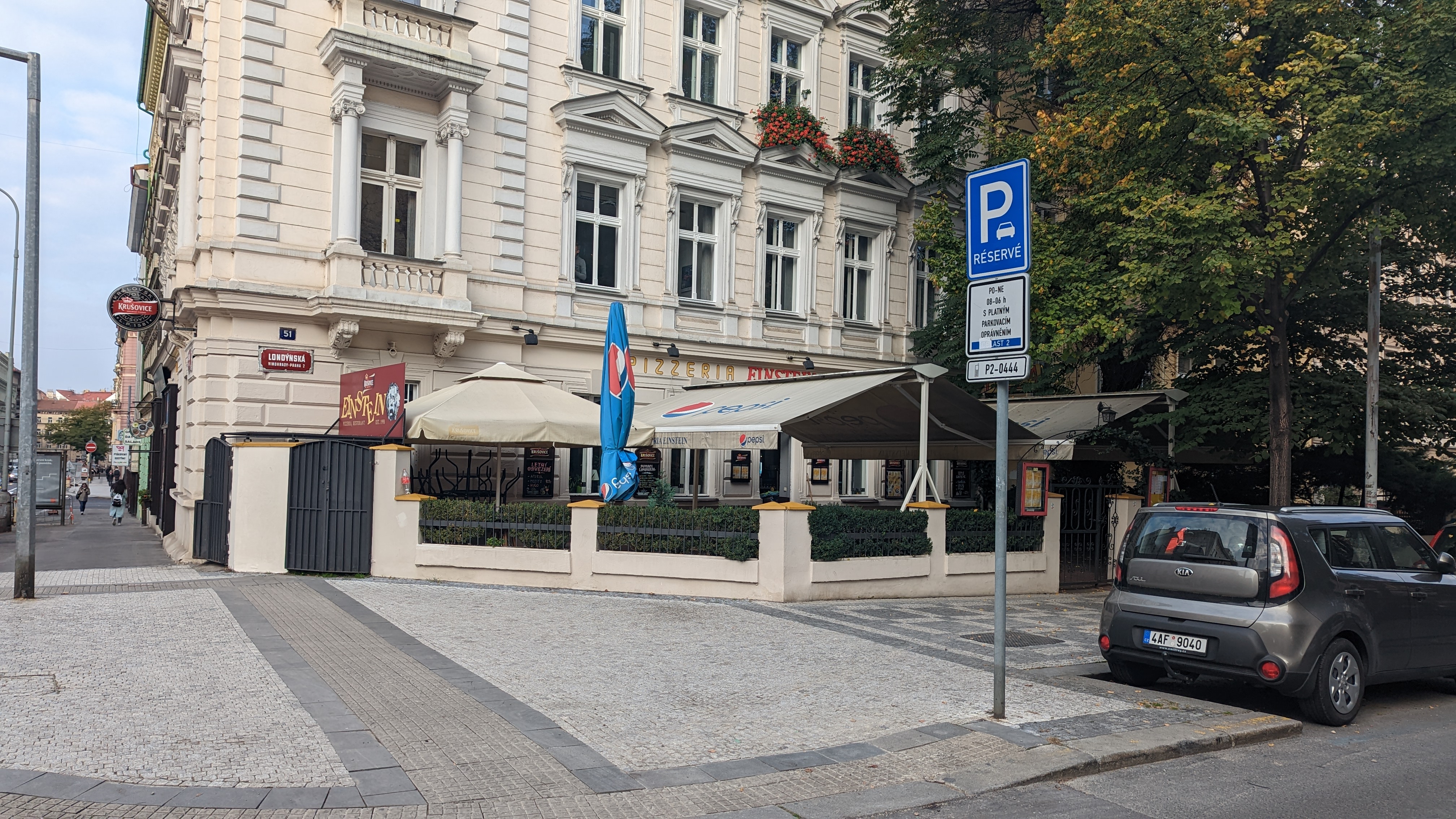 Eistein u Karlova